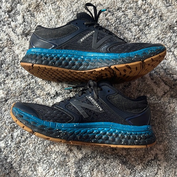 New Balance- Brooklyn Marathon running shoe - Picture 2 of 6